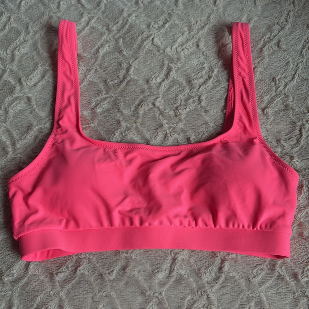 NWOT Hot pink bikini top